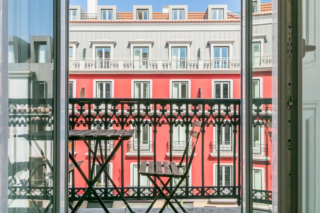 Almaria - Ex Libris Apartments | Chiado Лиссабон Экстерьер фото